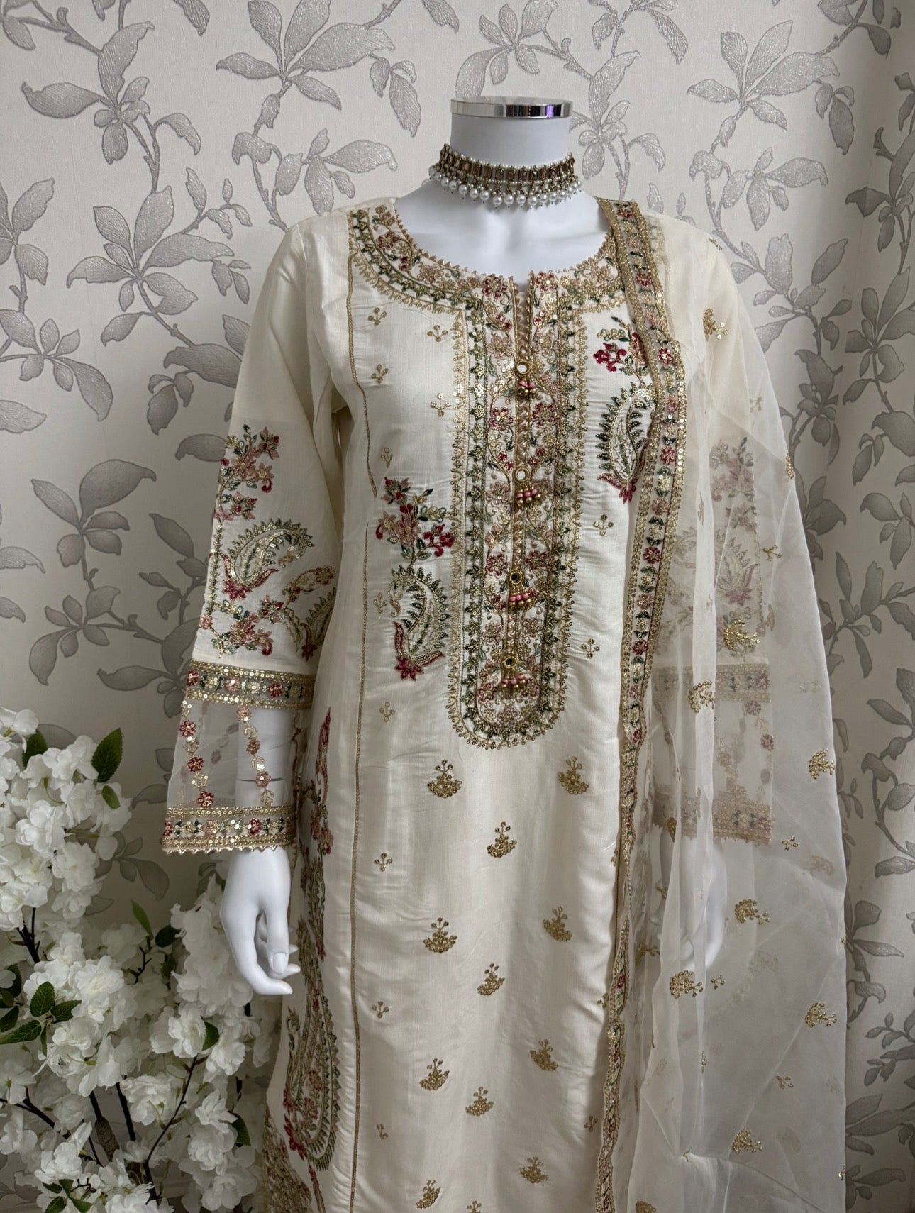 ETHNIC LUX- 3 Piece embroidered viscose Suit