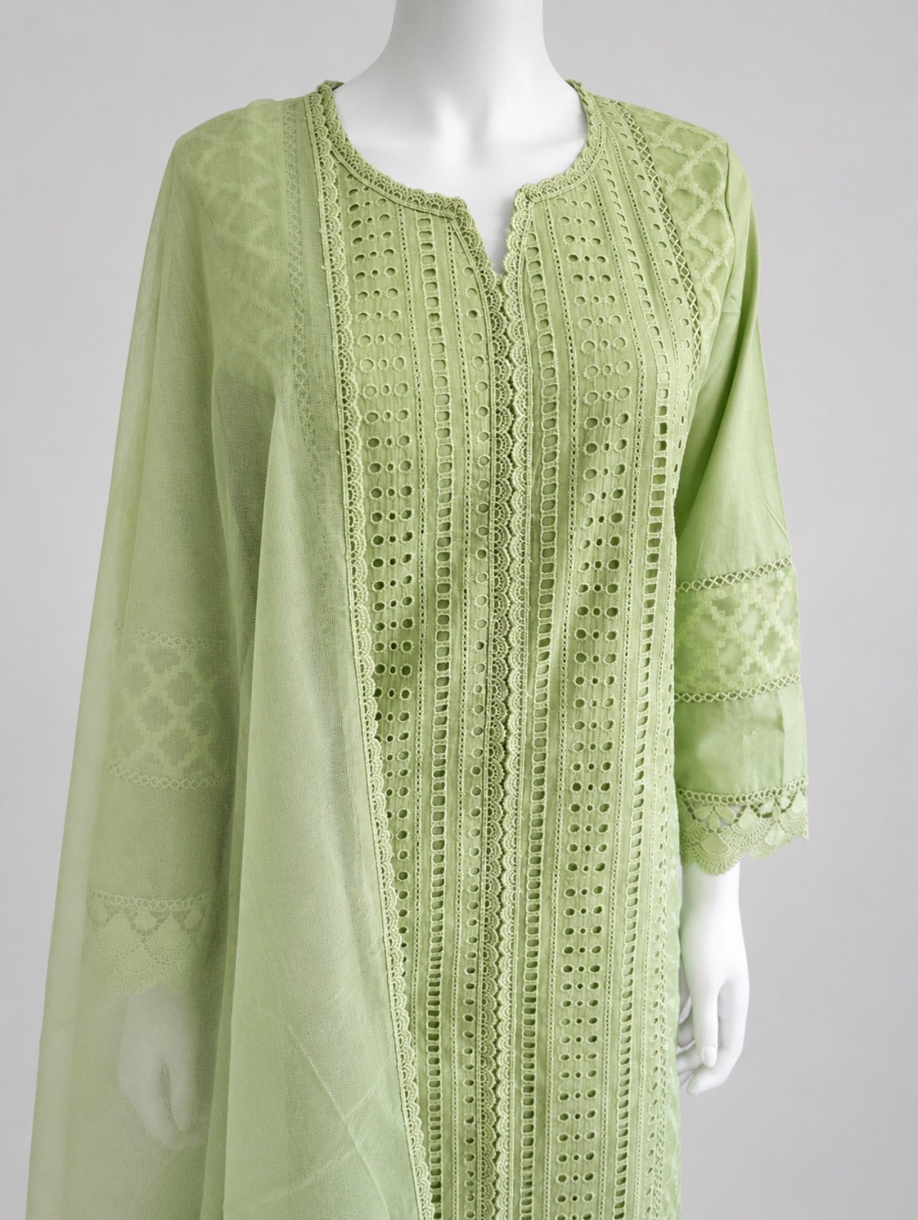 SUMAIRA- 3 piece chikankari Lawn suit