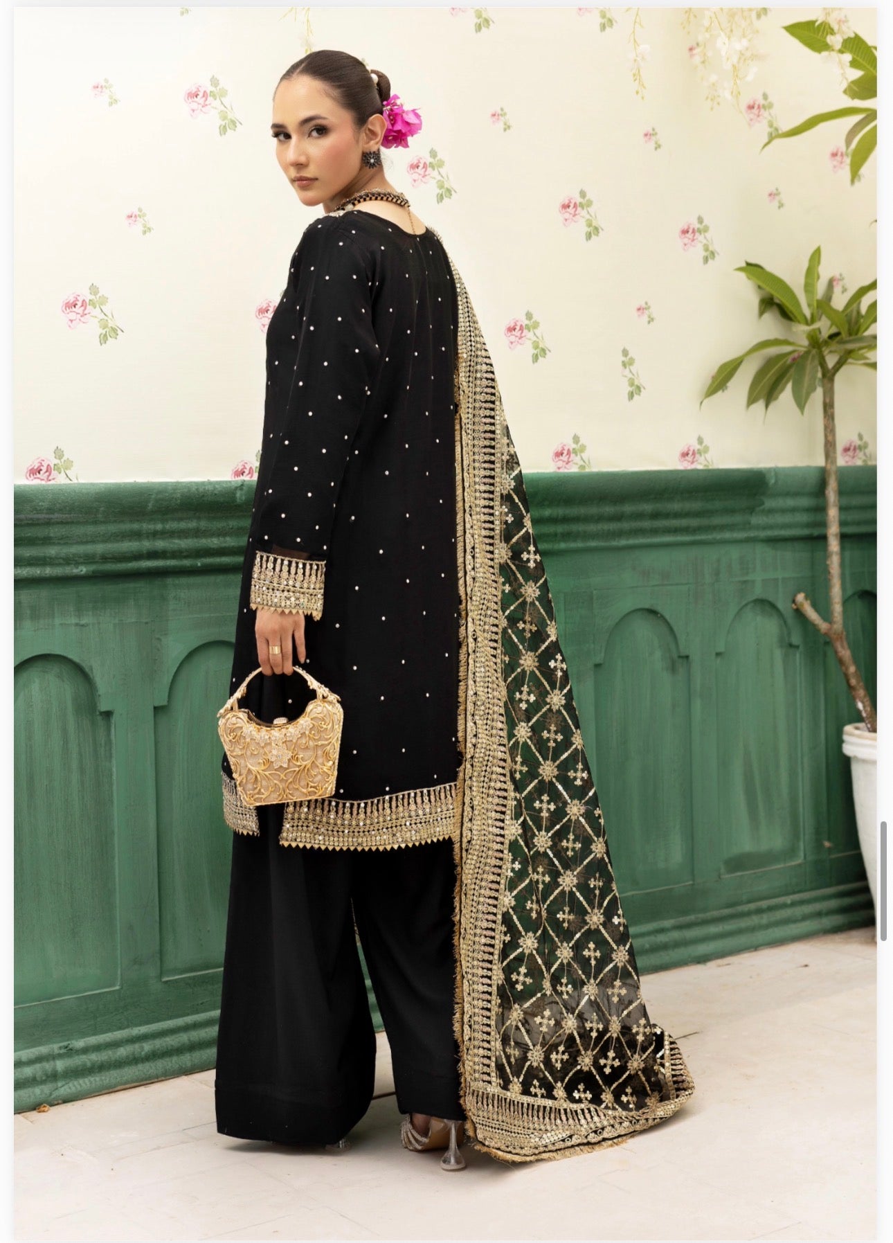 HAYA- 3 pcs embroidered chiffon suit with heavy embroidered organza duppatta