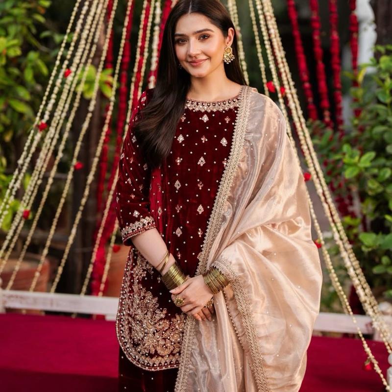 LUHH- 3 pieces Embroidered VELVET wedding suit