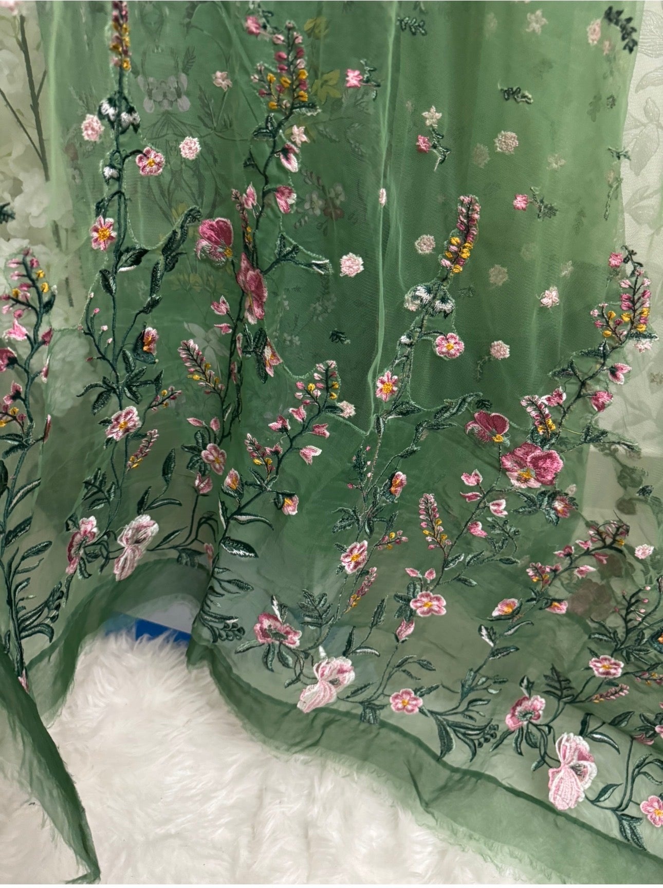 Emerald Green-3 piece Embroidered Lawn Suit