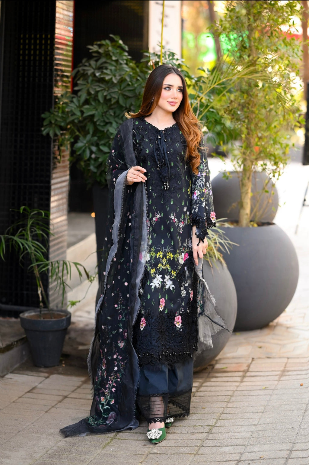 Black Floral-3 piece Embroidered Lawn Suit