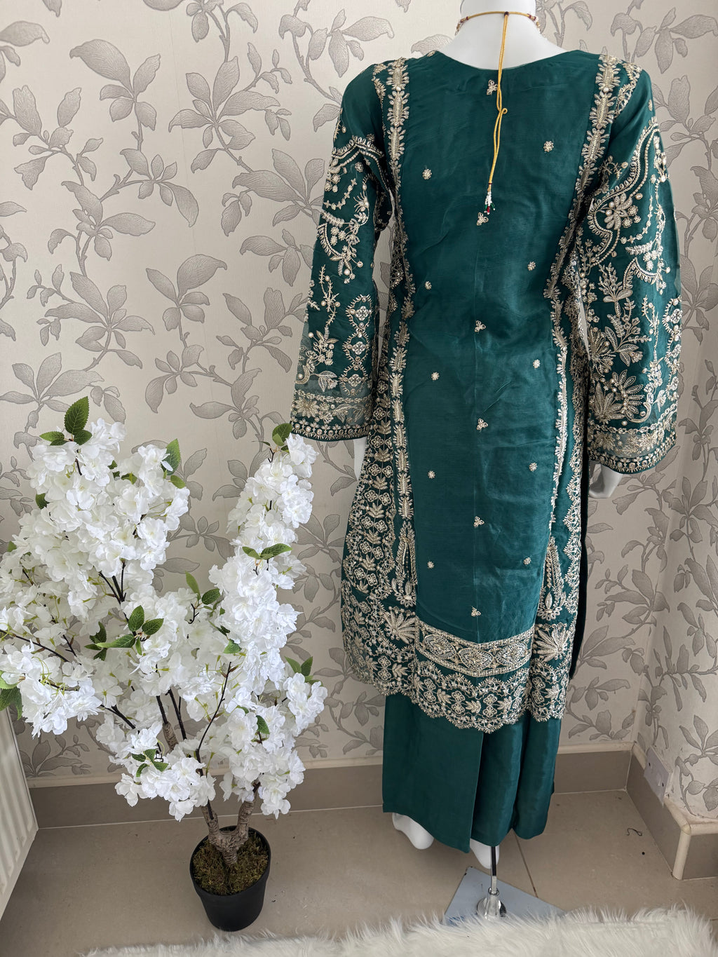 AFROZ Emerald- 3 piece Embroidered soft Organza Suit