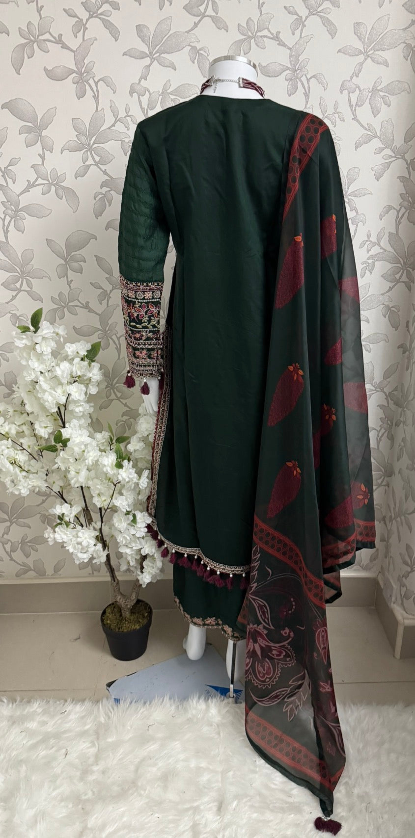 HUSN-E-EID 3 pieces embroidered viscose Suit