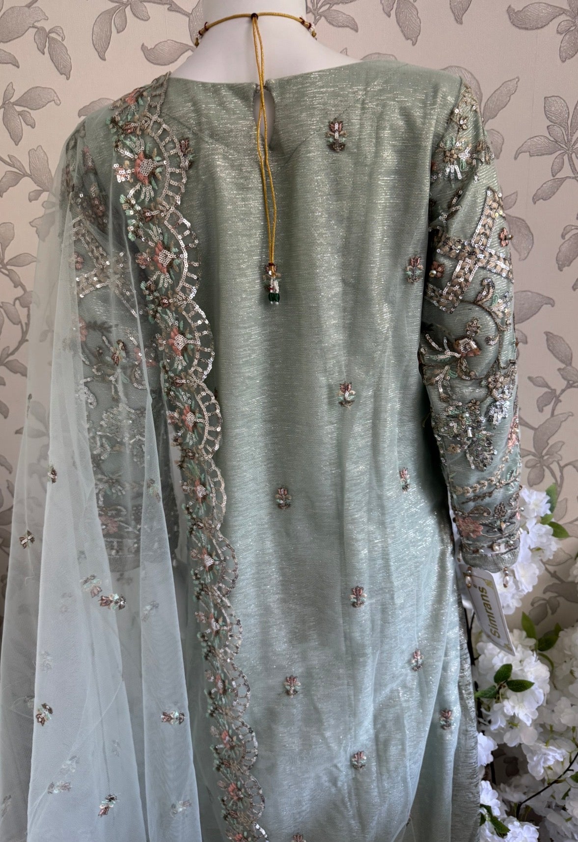 PEARLS Luxury Hand-Embellished Pakistani 3 pcs Suit