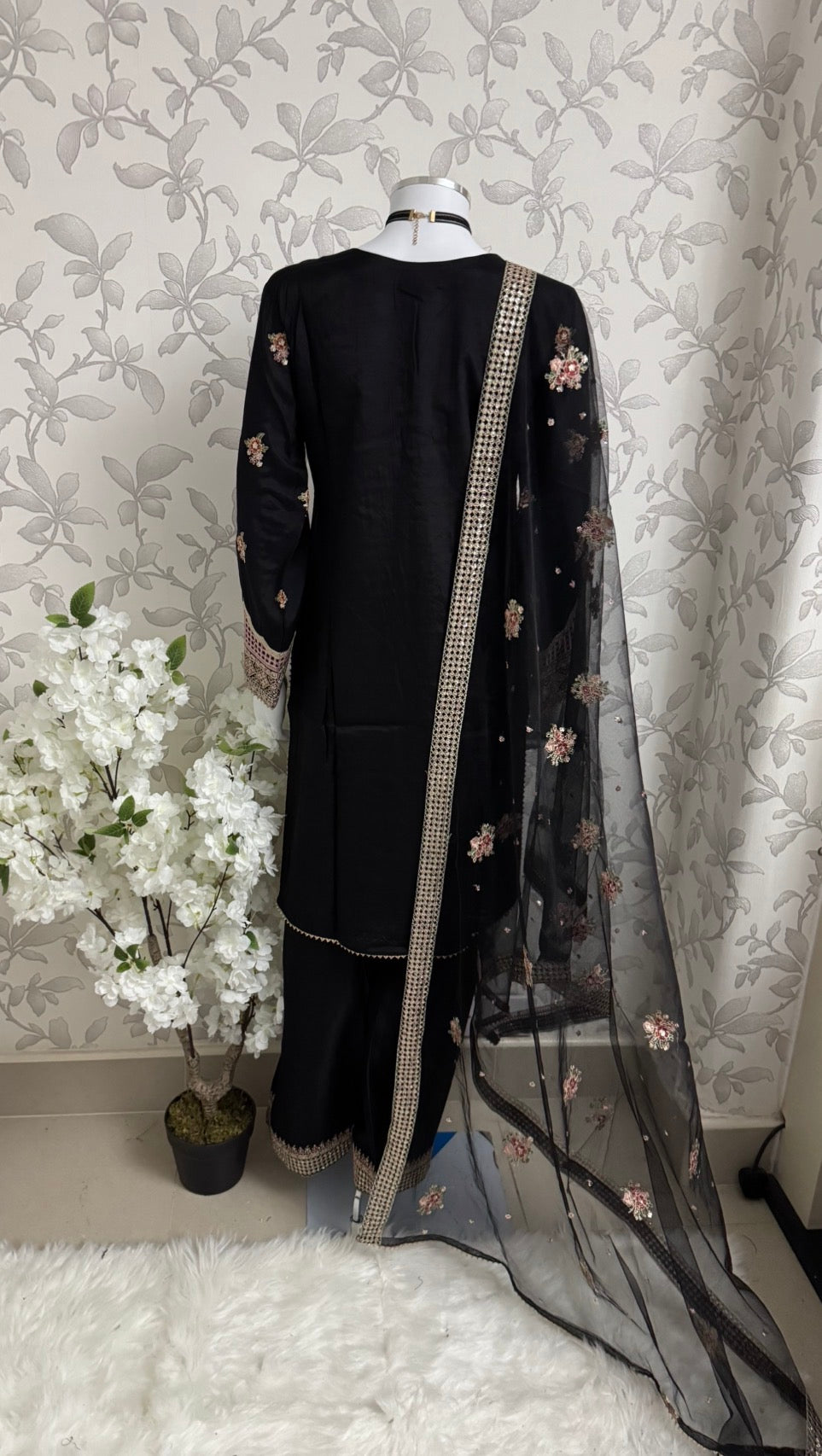 ETHNIC LUX- 3 piece Embroidered viscose Suit