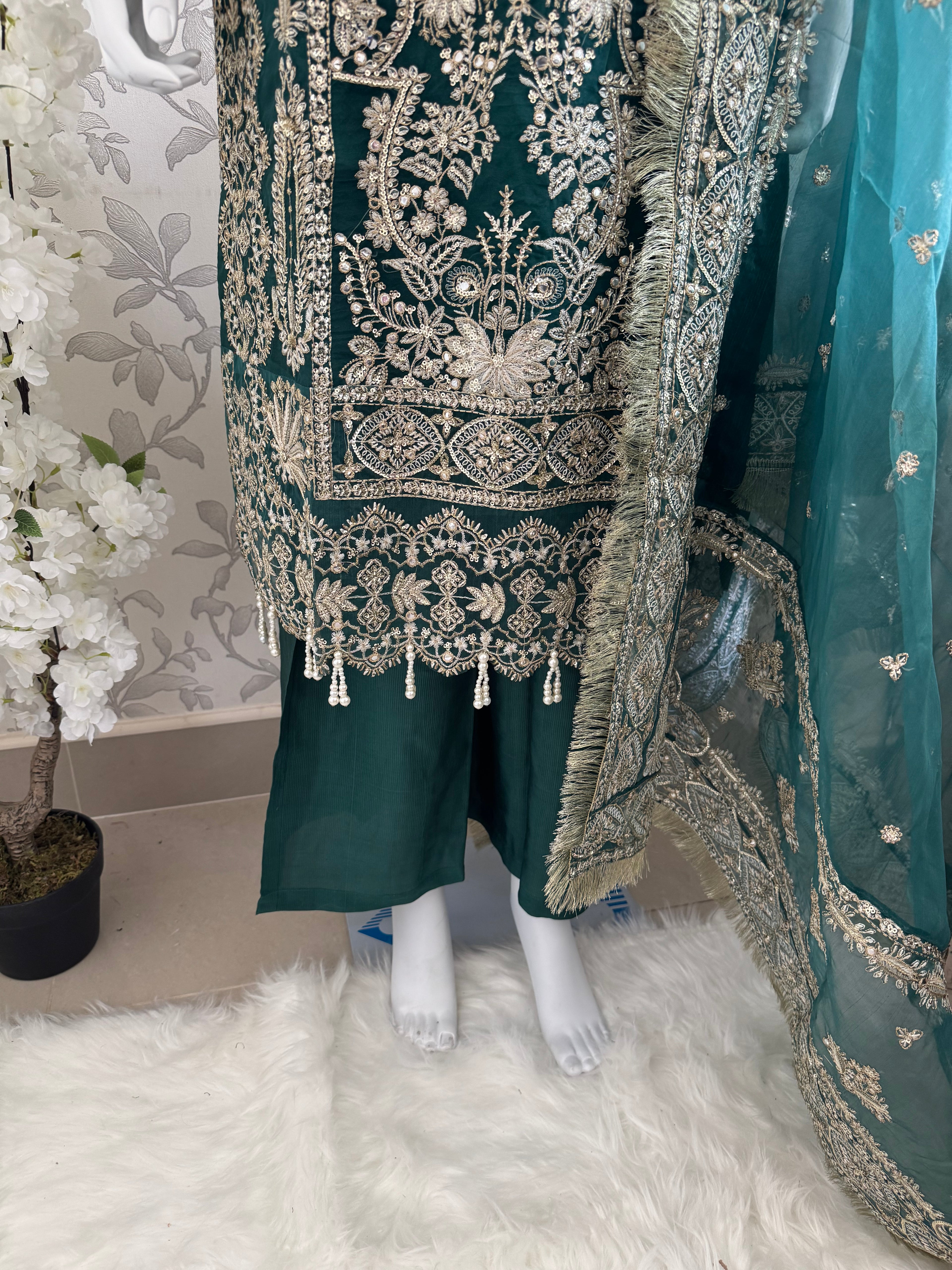 AFROZ Emerald- 3 piece Embroidered soft Organza Suit