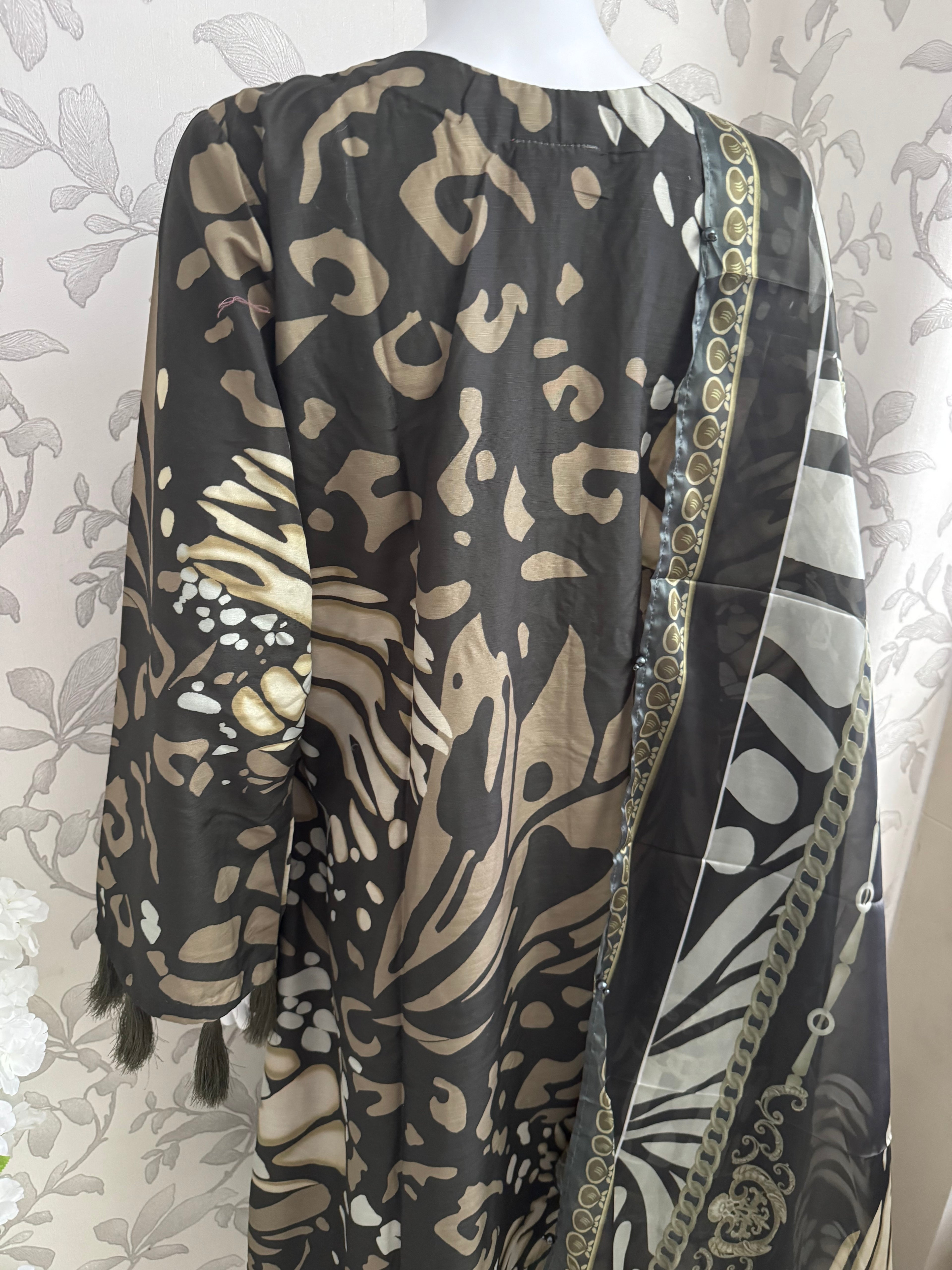 M Prints inspired Embroidered 3-Piece Suit | Pakistani Designer Dress