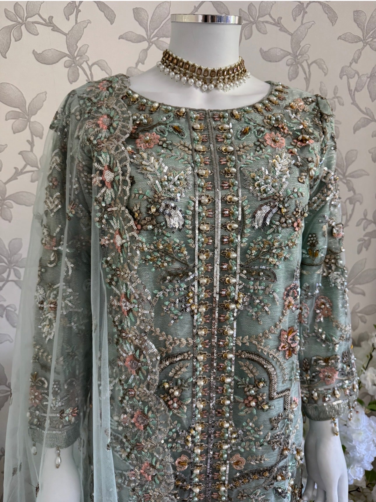 PEARLS Luxury Hand-Embellished Pakistani 3 pcs Suit