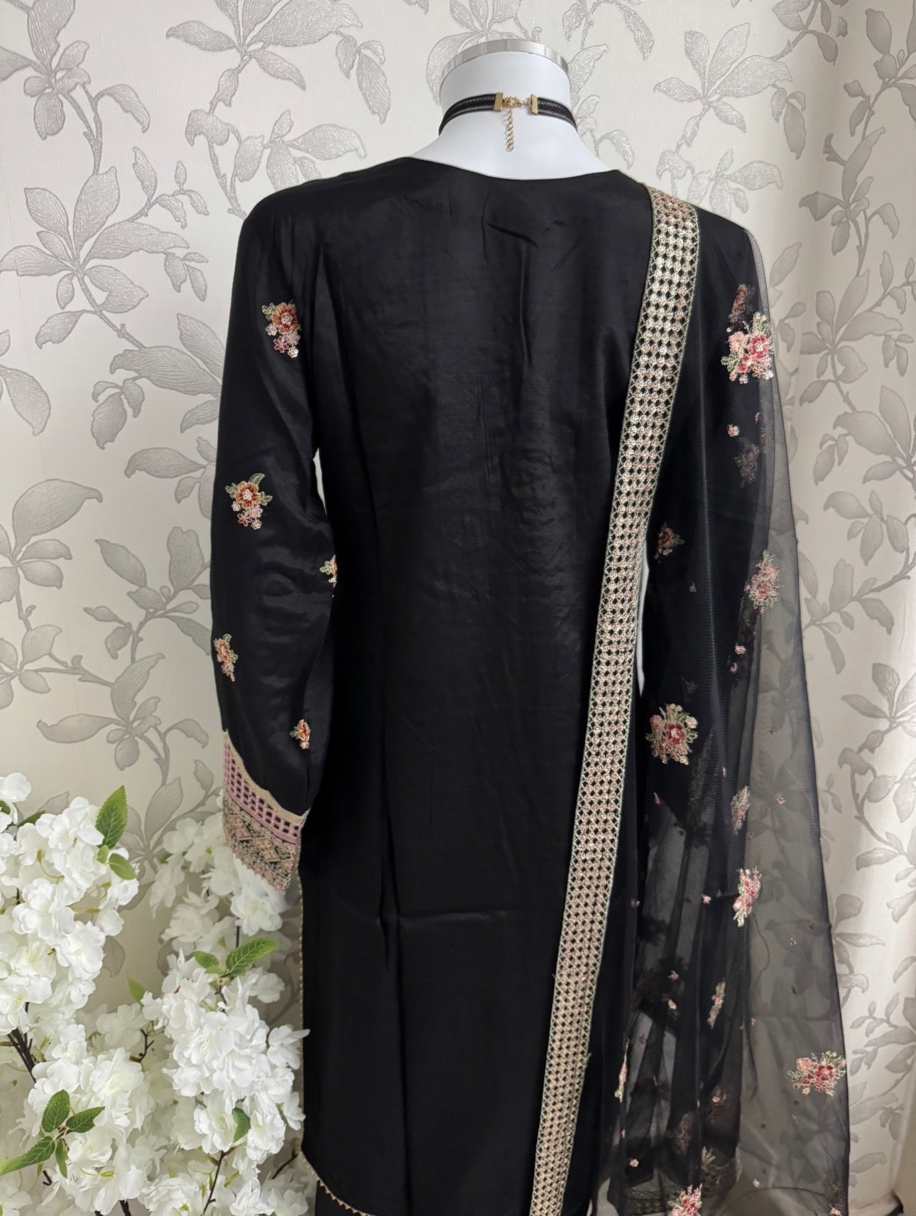 ETHNIC LUX- 3 piece Embroidered viscose Suit