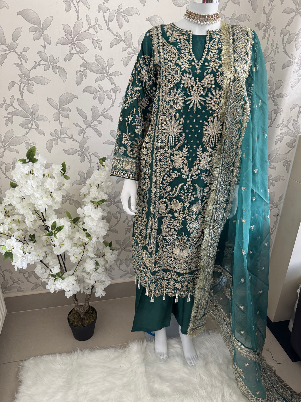 AFROZ Emerald- 3 piece Embroidered soft Organza Suit