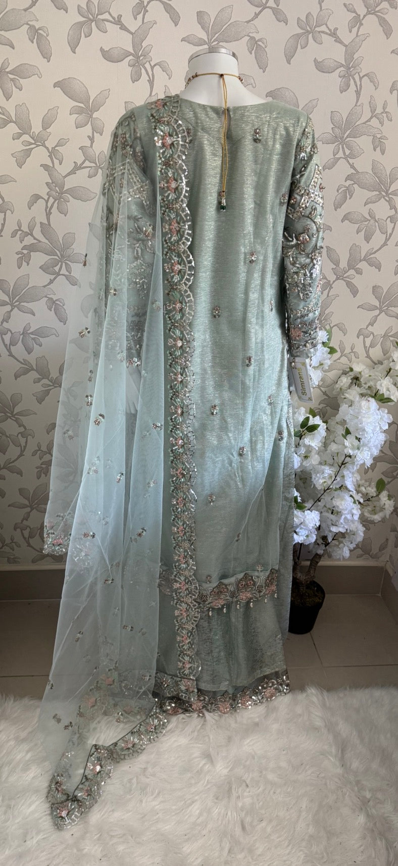 PEARLS Luxury Hand-Embellished Pakistani 3 pcs Suit