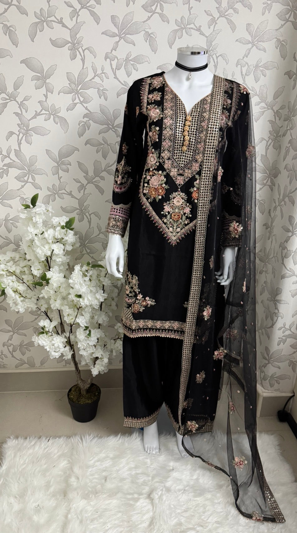 ETHNIC LUX- 3 piece Embroidered viscose Suit