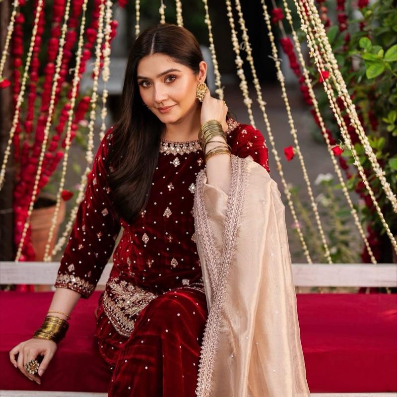 LUHH- 3 pieces Embroidered VELVET wedding suit