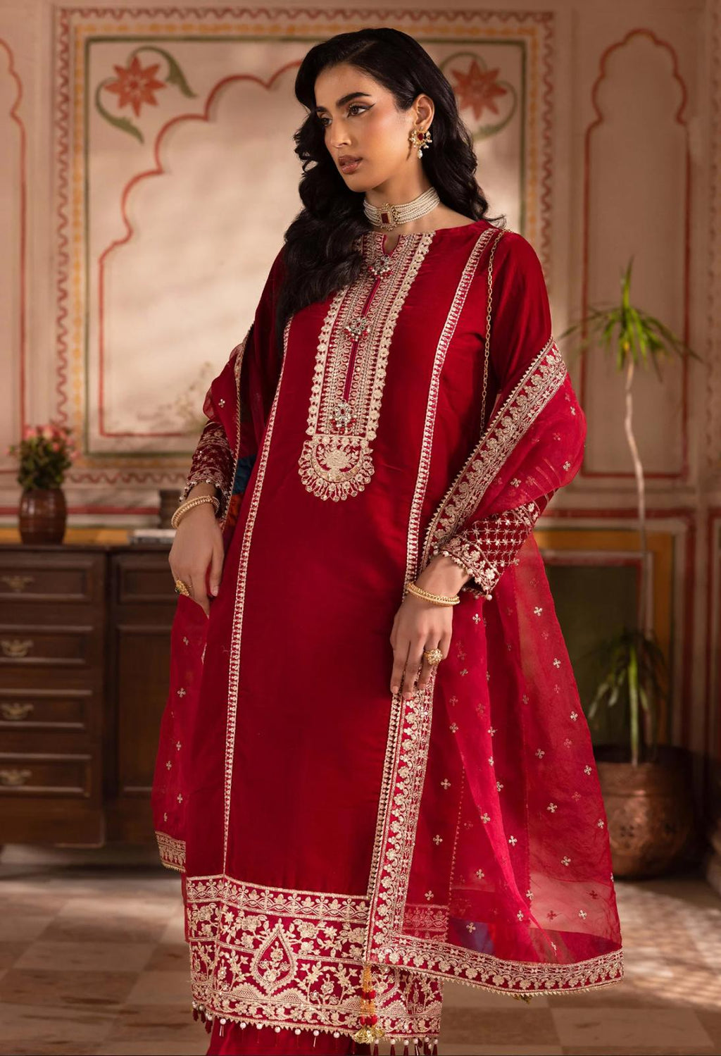 ROSE- 3 pieces Embroidered Velvet Collection