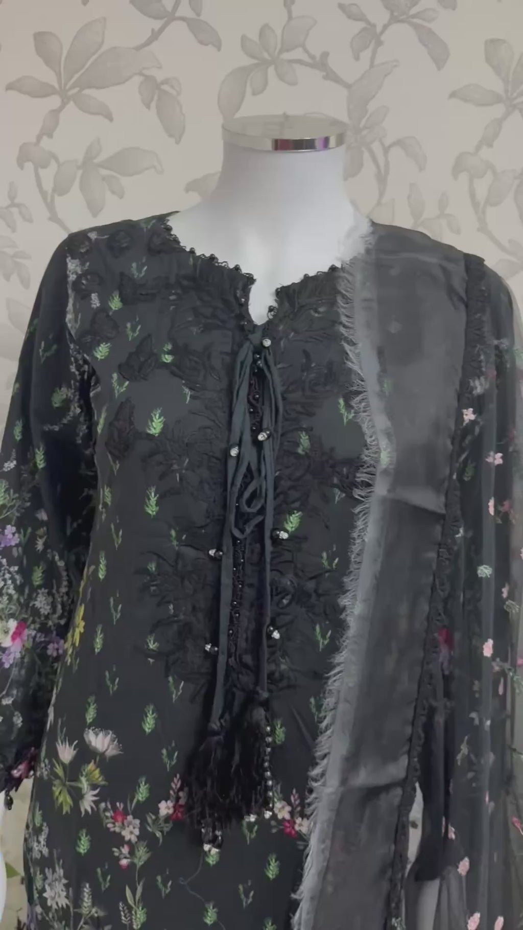 Black Floral-3 piece Embroidered Lawn Suit